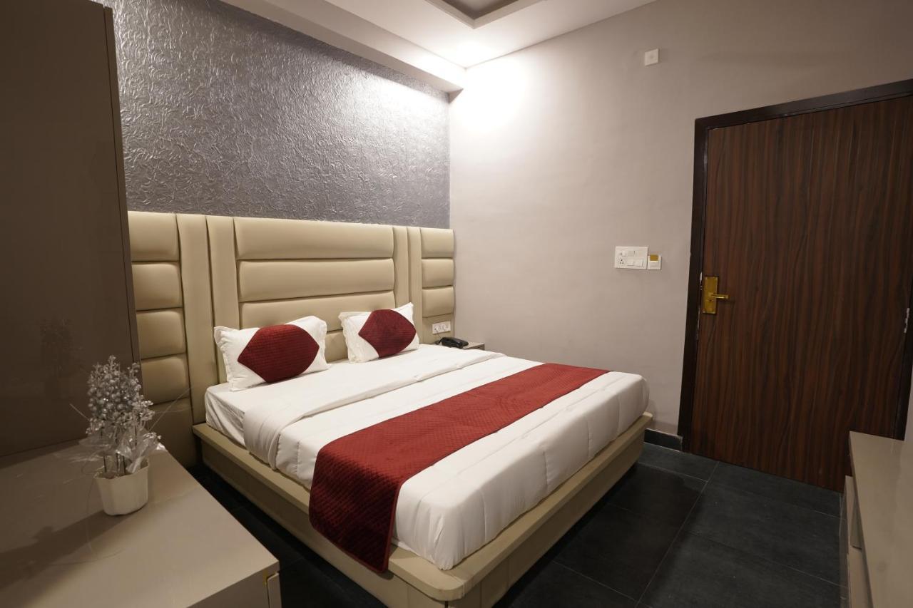 Yanela - Hotel The Connaught House Jaipur Extérieur photo